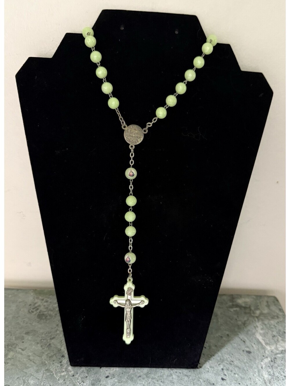Vtg Rosary Glow Glow Green Frosted Beads , CRUCIFIX, MEDALLION 31" Prayer